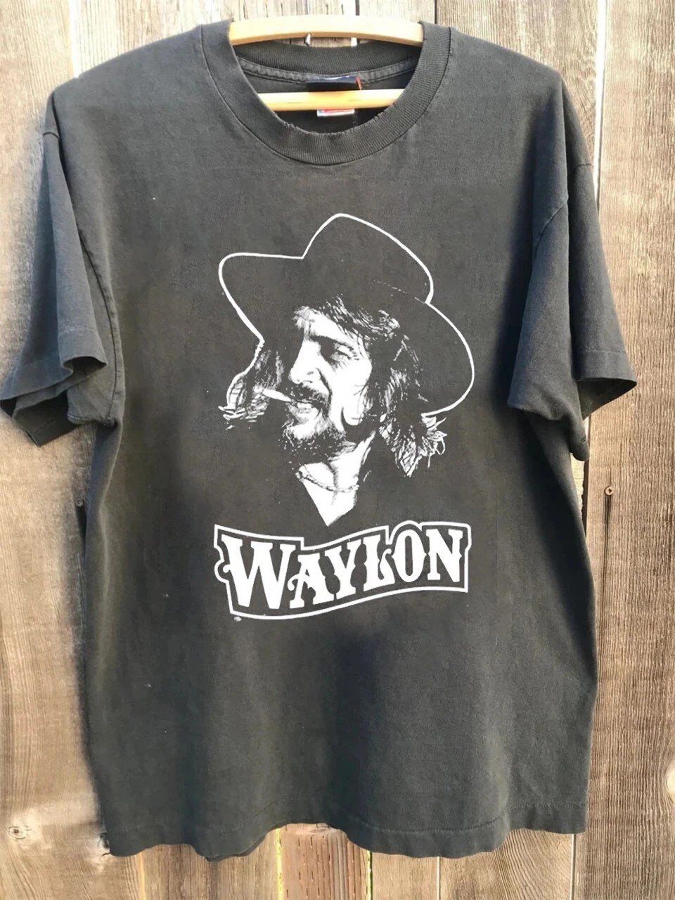 Waylon Jennings 1984 ܼƮ  Ʈ Ƽ  Ƽ..