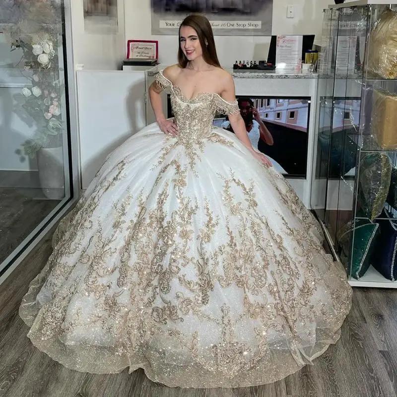    ̽ ø  15 Quinceanera ..