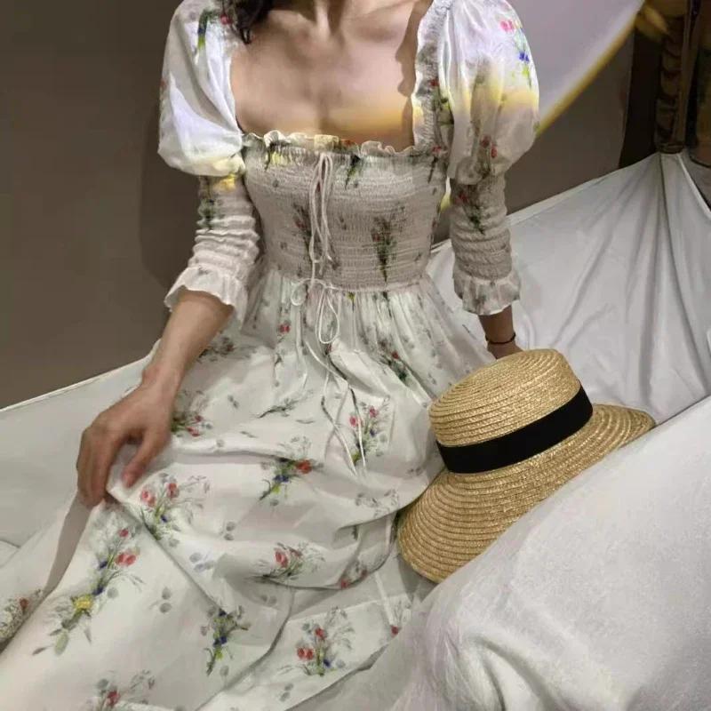 2024    Pleated     ..